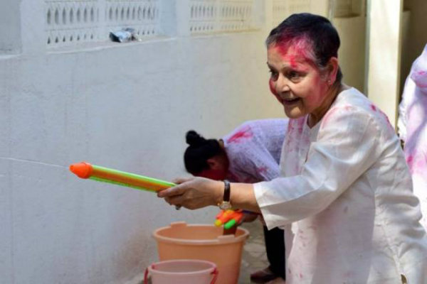 Rakhi Gulzar