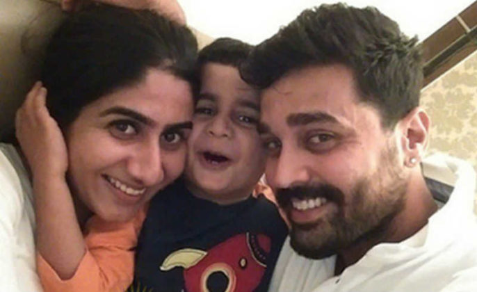 cricketers married divorced women