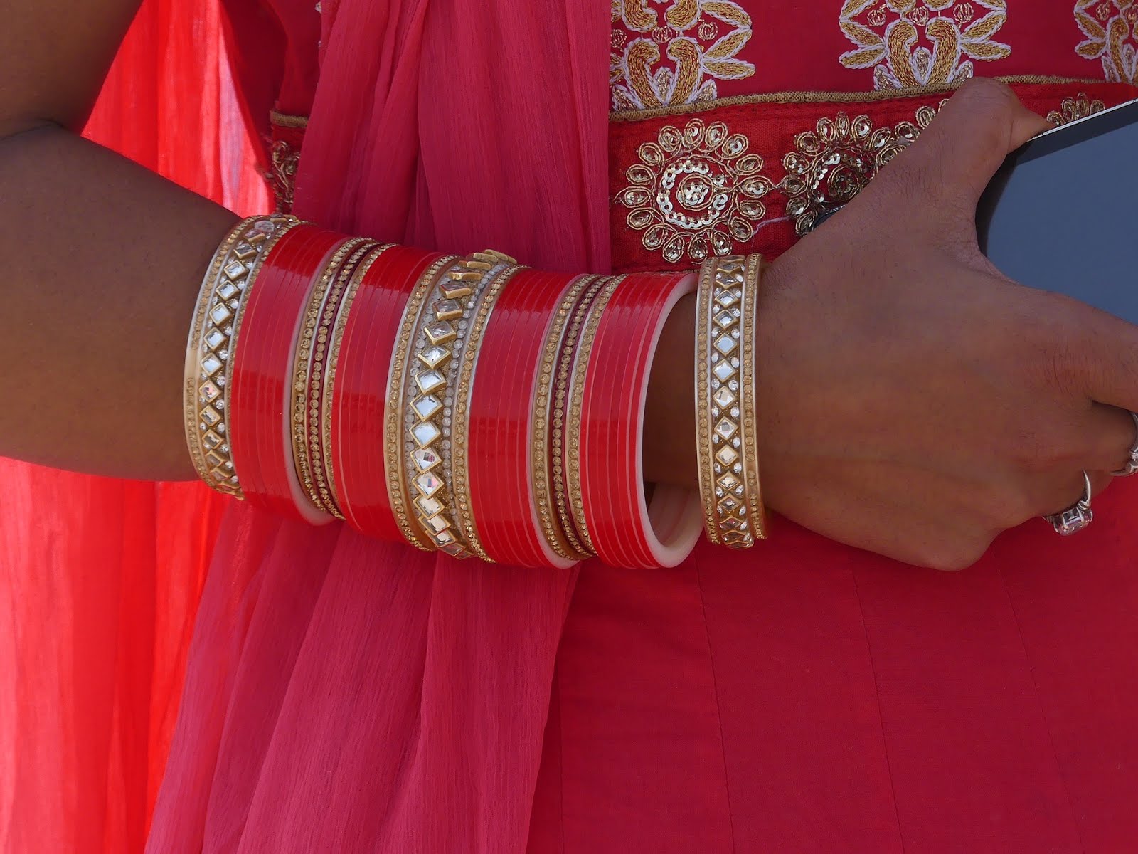 1563949188 girls bangles
