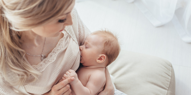 1563962161 mom baby