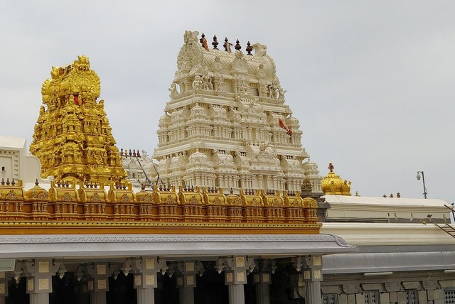 1564312425 kamakshi amman temple