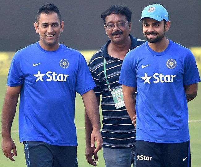 1571401075 ms dhoni and virat kohli match