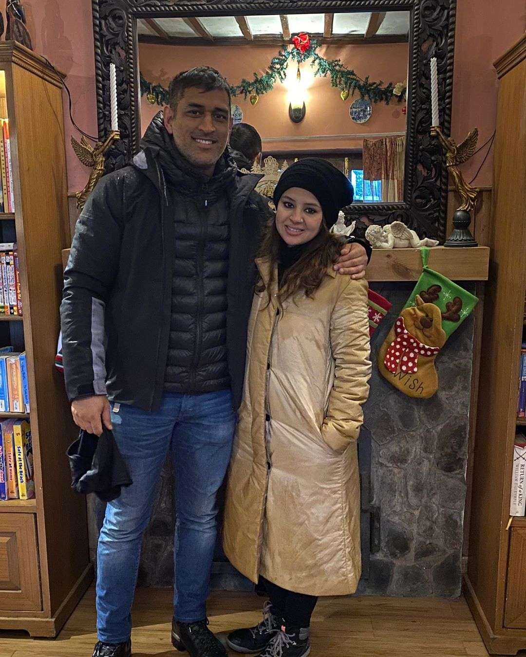 1578552566 ms dhoni sakshi