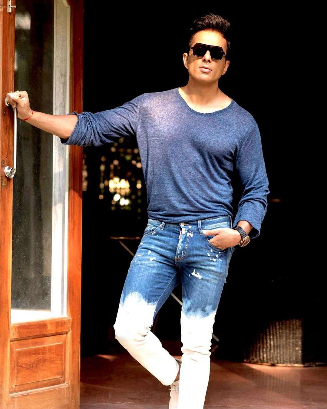 1590818681 sonu sood