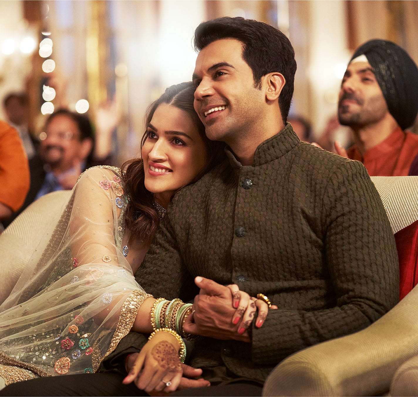 1635486043 hum do hamare do