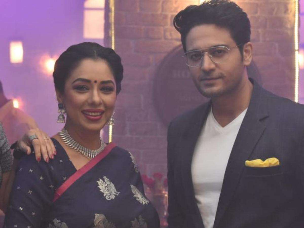 1635942880 anupamaa meets anuj