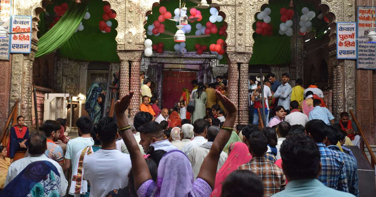 1637995114 banke bihari temple