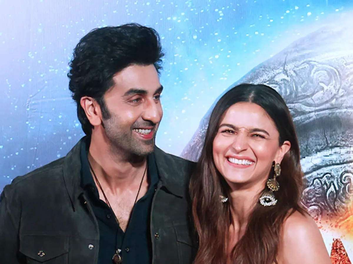 1644219951 alia bhatt proud of boyfriend ranbir kapoors photography skills