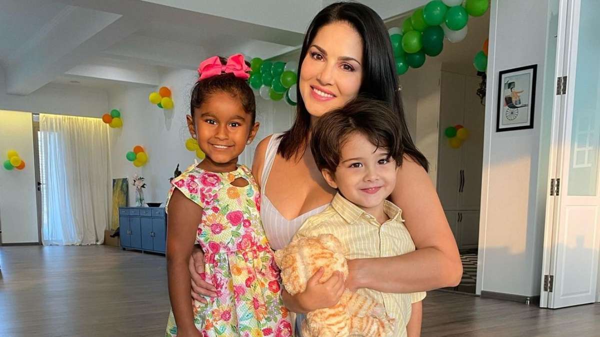 1654679405 sunny leone 1641284406