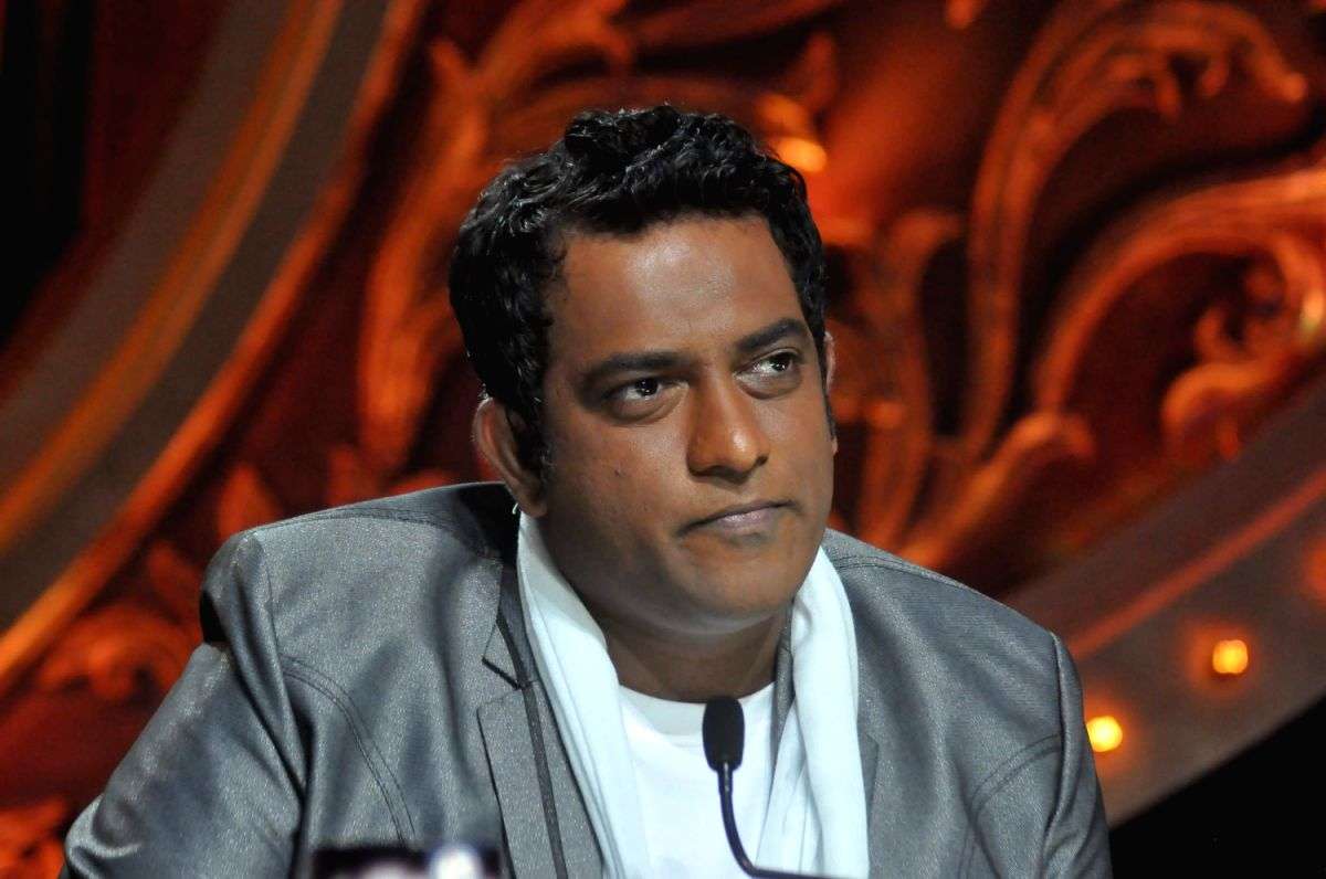 1656930074 bollywood director anurag basu on the sets of 65896