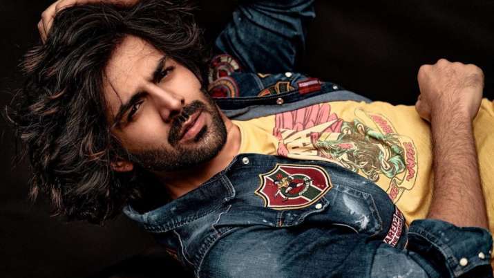 1658821383 kartik aaryan 1627720708