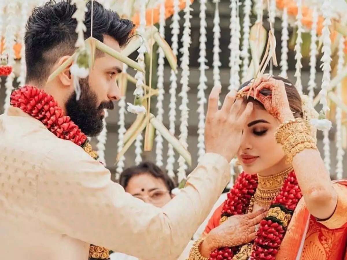 1665642472 mouniroy41643273909