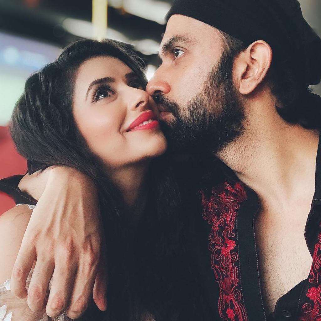1665733226 d28 charuasopa