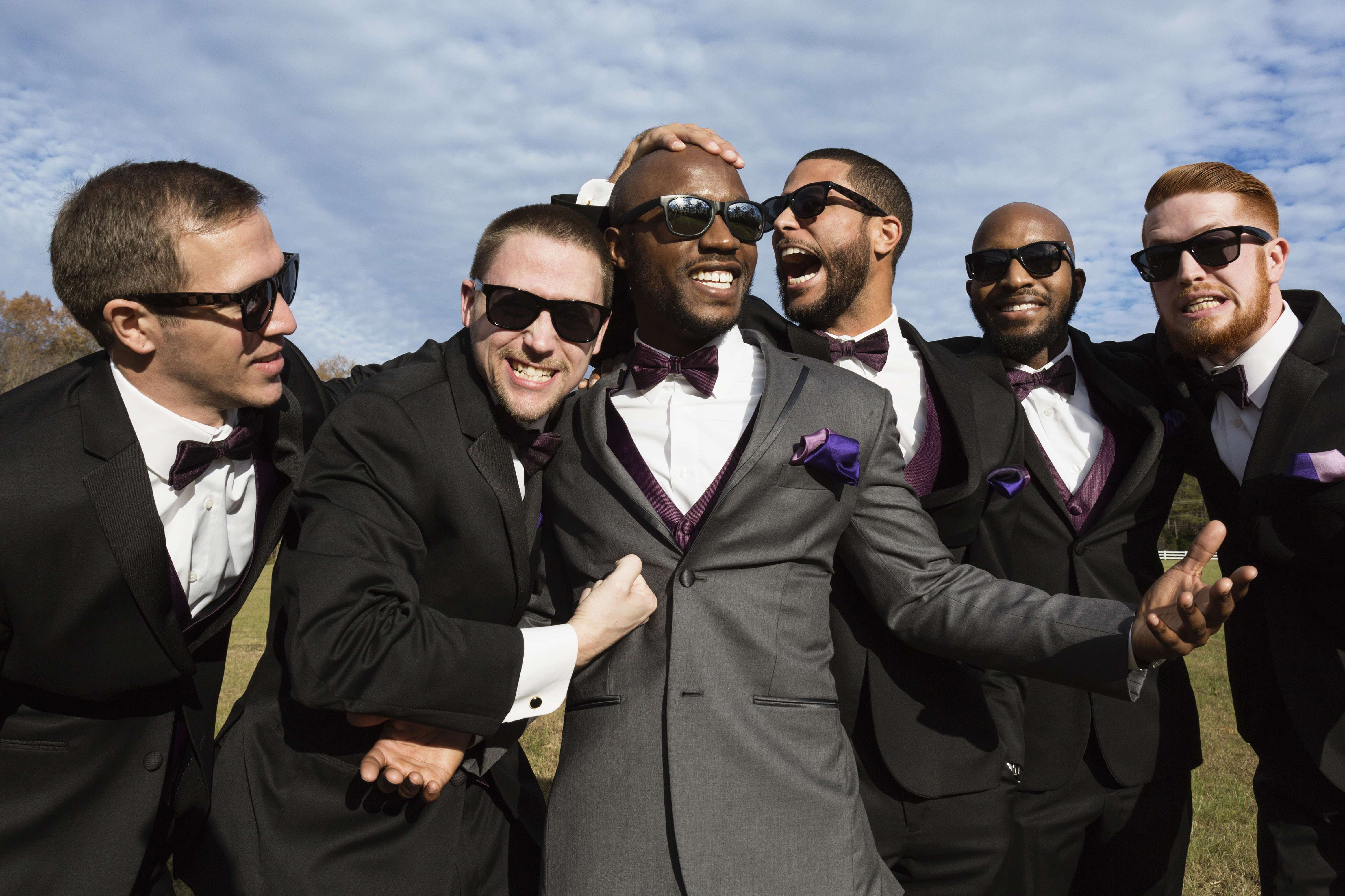1686638914 groomsmen