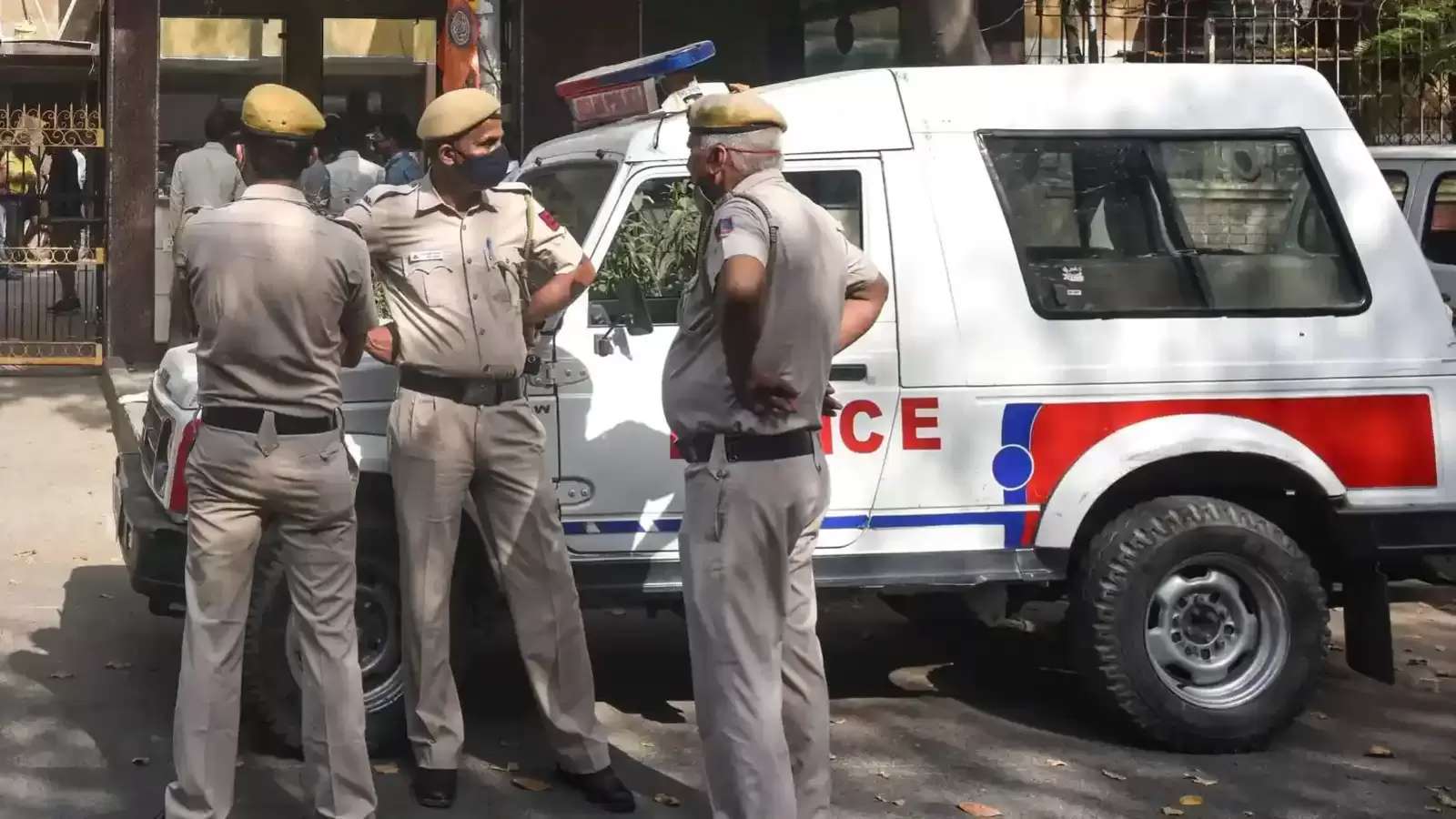 1686642538 policee 1677863825177 1686563856650