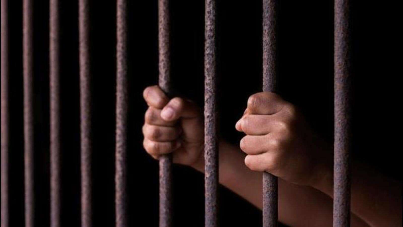 1687846451 jail bars