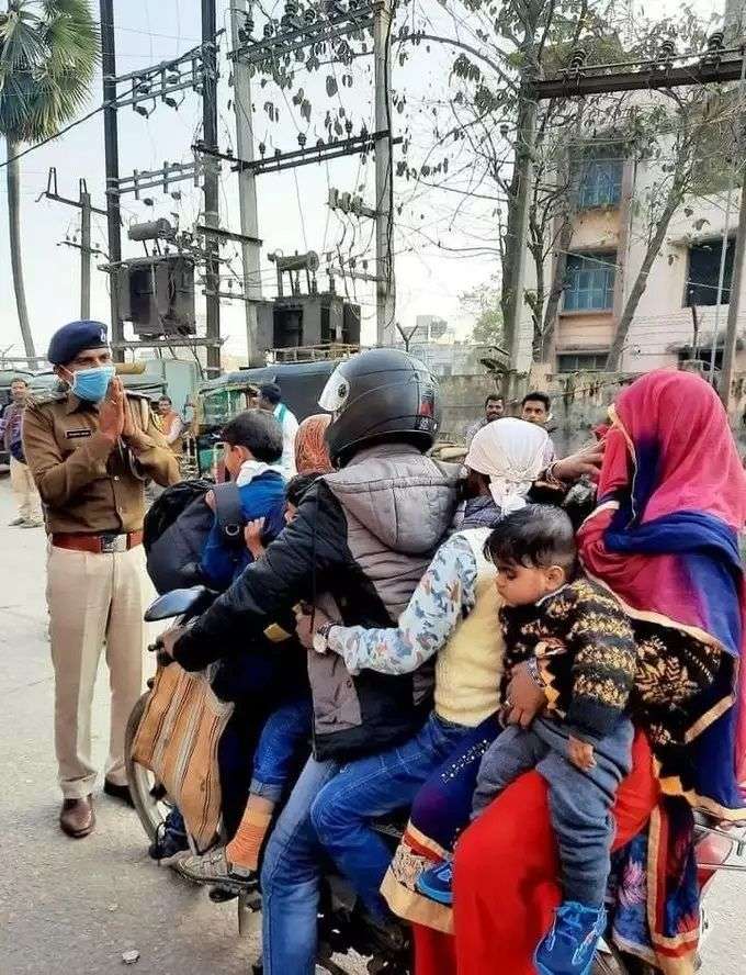 1687936705 family on bike1