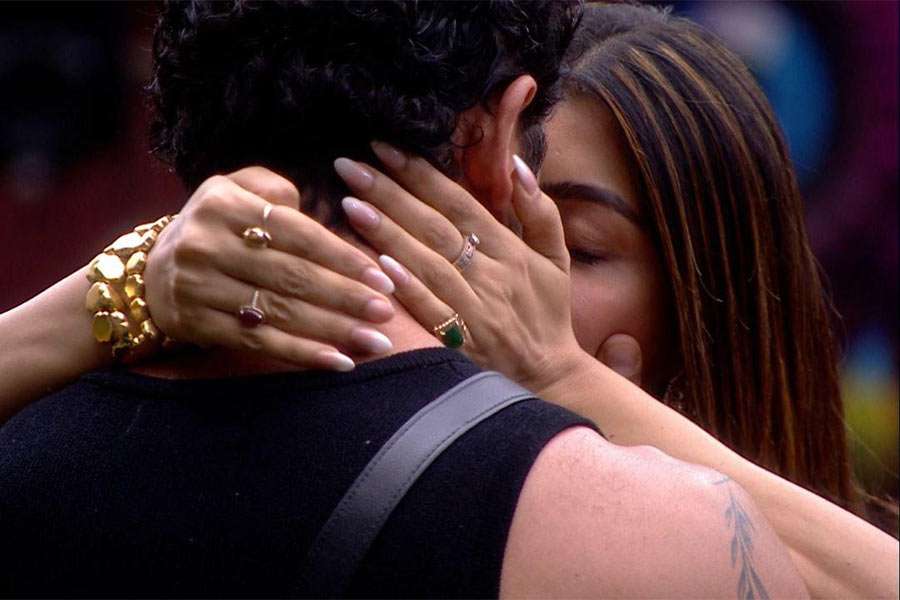1688276795 1688110809 jad akanksha bb ott 2