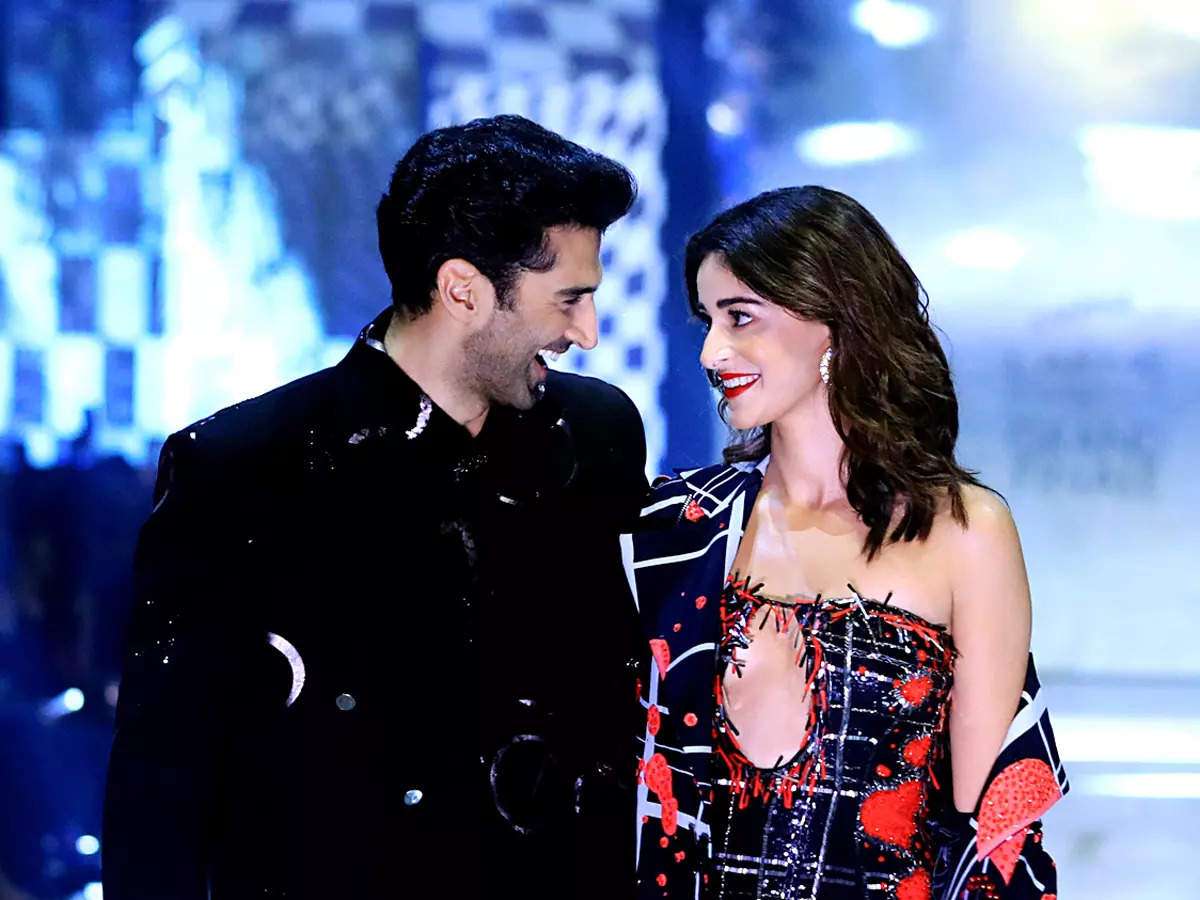 1688283372 after being frequently spotted with ananya panday now aditya roy kapur says he will get married when time is right