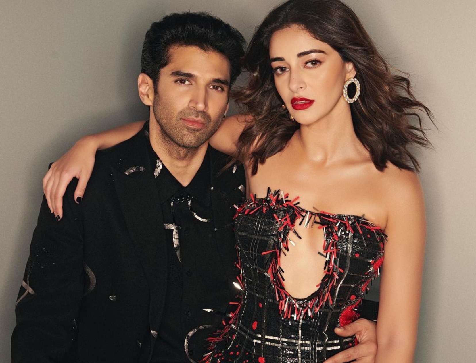 1689758320 ananya panday aditya roy kapur