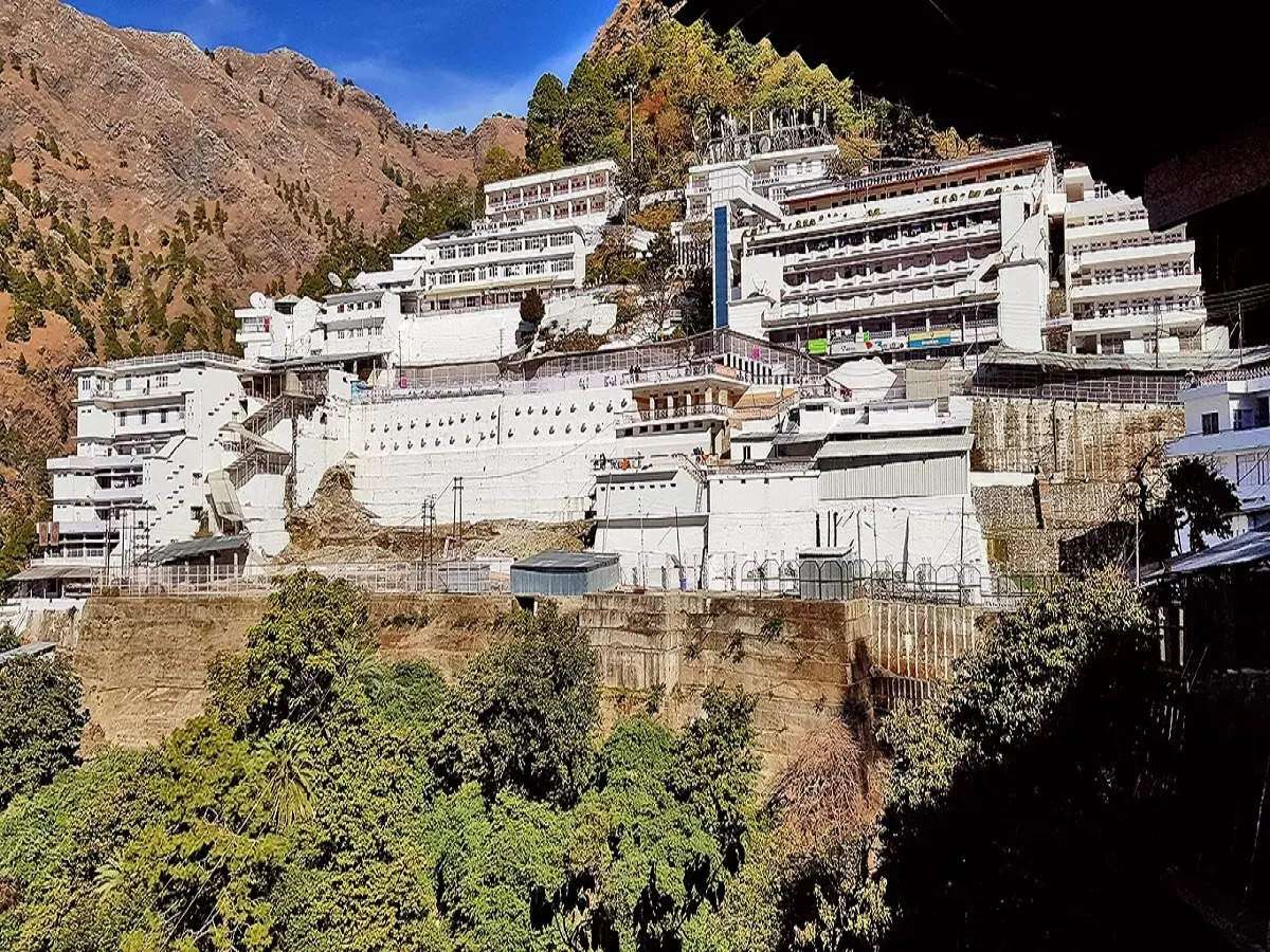 1690102131 url irctc tour package booked mata vaishno devi starting from 11 august 102002549