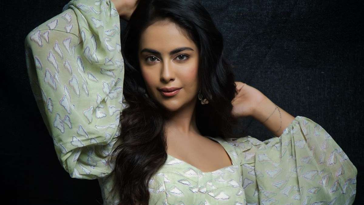 1690612060 avika 1664519669