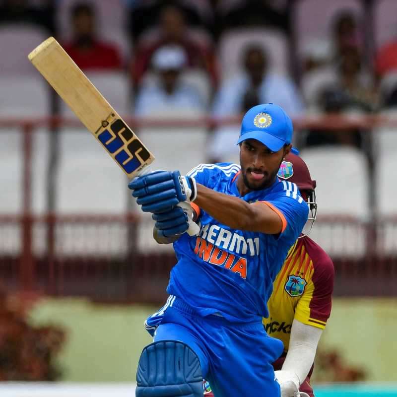 1691395253 tilak varma 9908