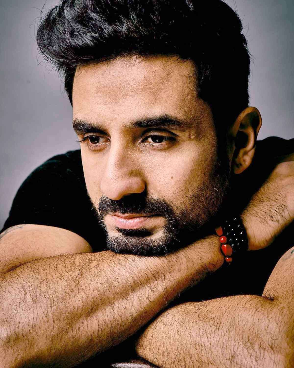 1691578383 01vir das1