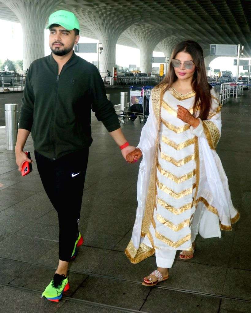 1692685940 actress rakhi sawant with her boyfriend adil khan 1457861