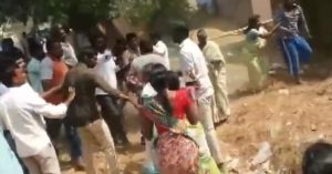 Andhra Pradesh के चित्तूर में सांसद के दौरे के बीच TDP और विपक्षी YSRPC कार्यकर्ता भिड़े