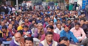 Jharkhand में अपनी मांगों को लेकर सीएम आवास का घेराव करने पहुंचे पारा शिक्षकों पर लाठीचार्ज