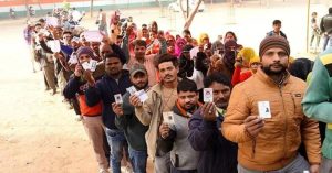बिहार में उपचुनाव के मतदान शुरू, बीमा भारती और कलाधर मंडल में टक्कर