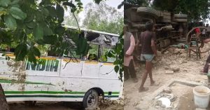 Hardoi Accident: ब्रेक फेल होने से सड़क किनारे बनी झोपड़ी में घुसी बस, चार की मौत और 6 घायल